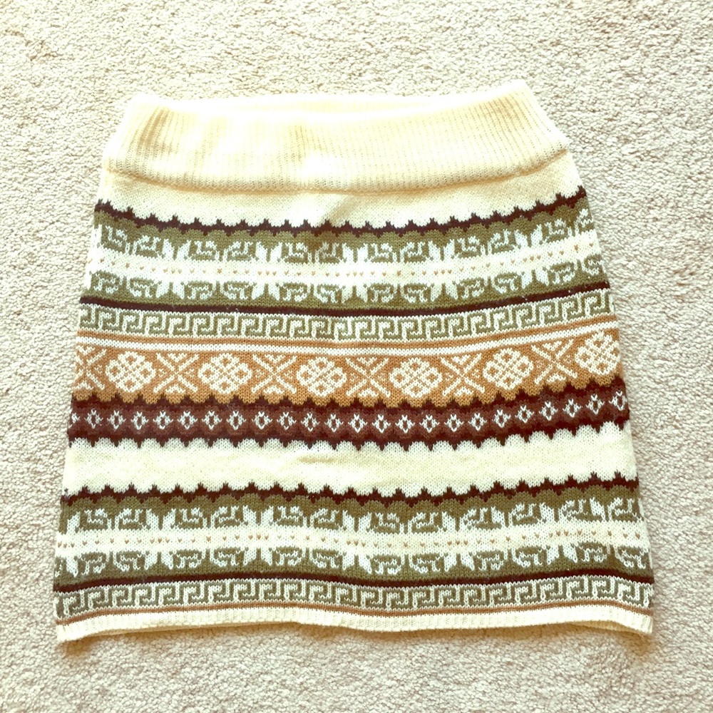 Sweater skirt